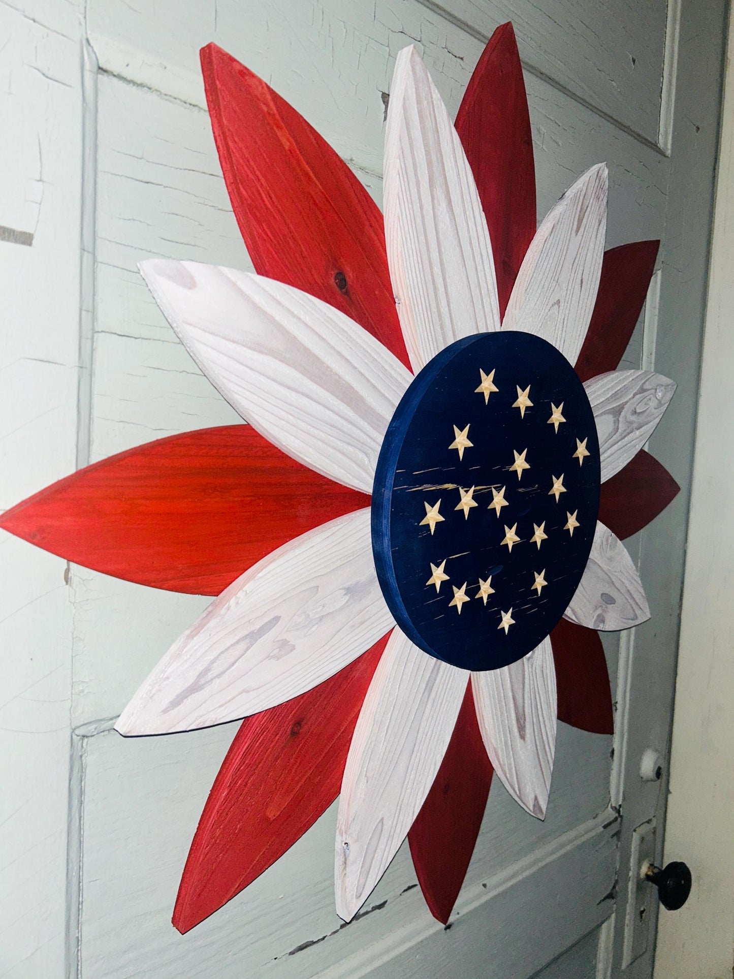 Patriotic Flower Wooden Rustic Farmhouse Flower Memorial Flower American Flag Door Hanger Flower for Veteran 4th of July Decor Porch Flower