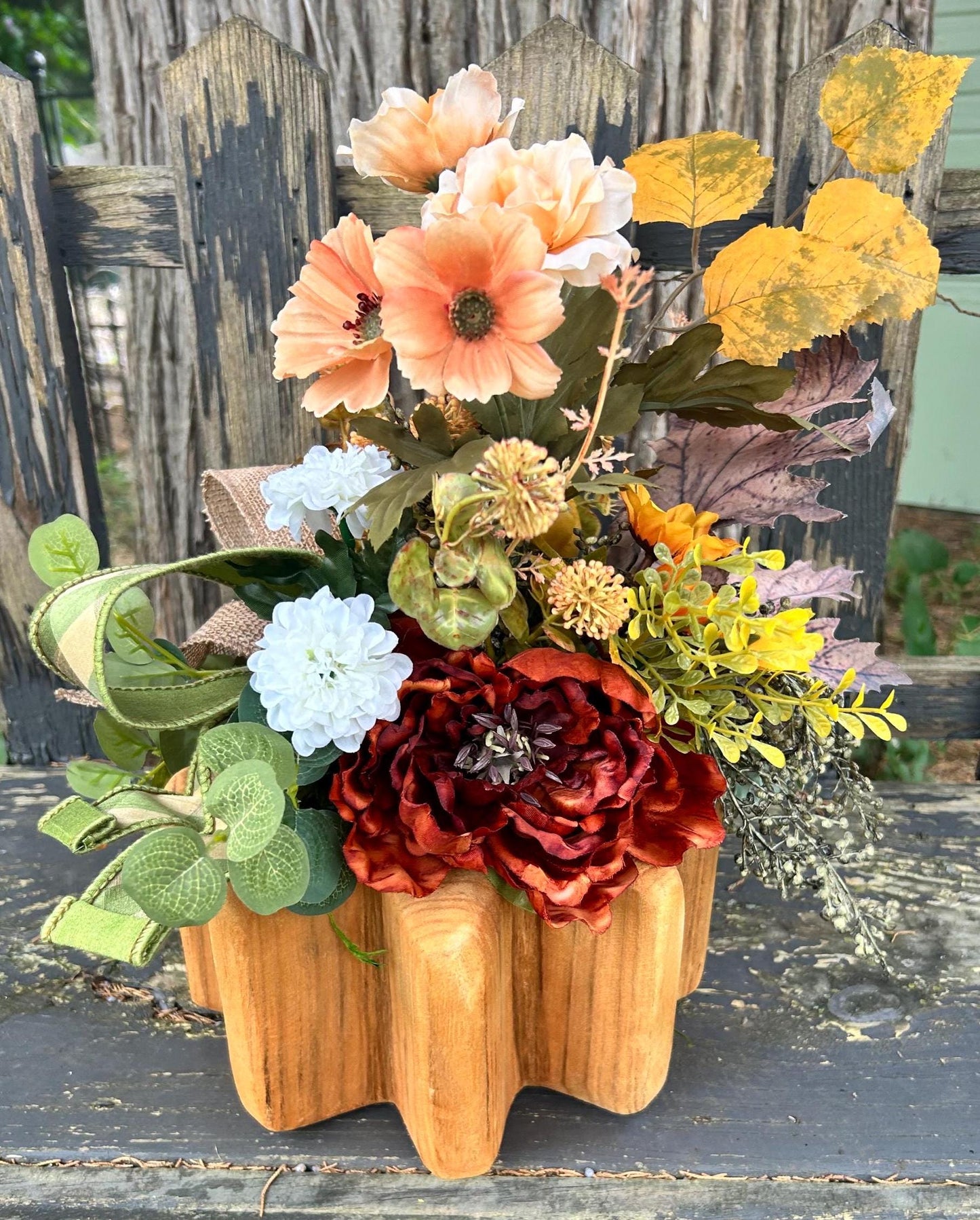 pumpkin fall tabletop centerpiece with florals, Fall centerpiece table decor, Fall living room decor, fall decoration, decorated pumpkin