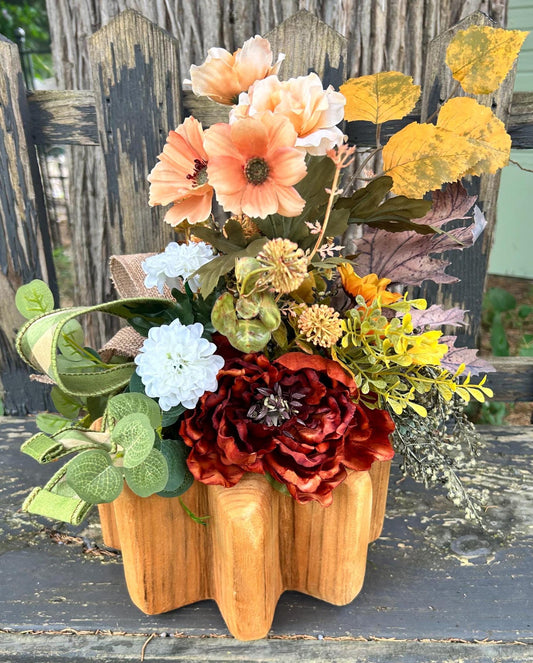 pumpkin fall tabletop centerpiece with florals, Fall centerpiece table decor, Fall living room decor, fall decoration, decorated pumpkin