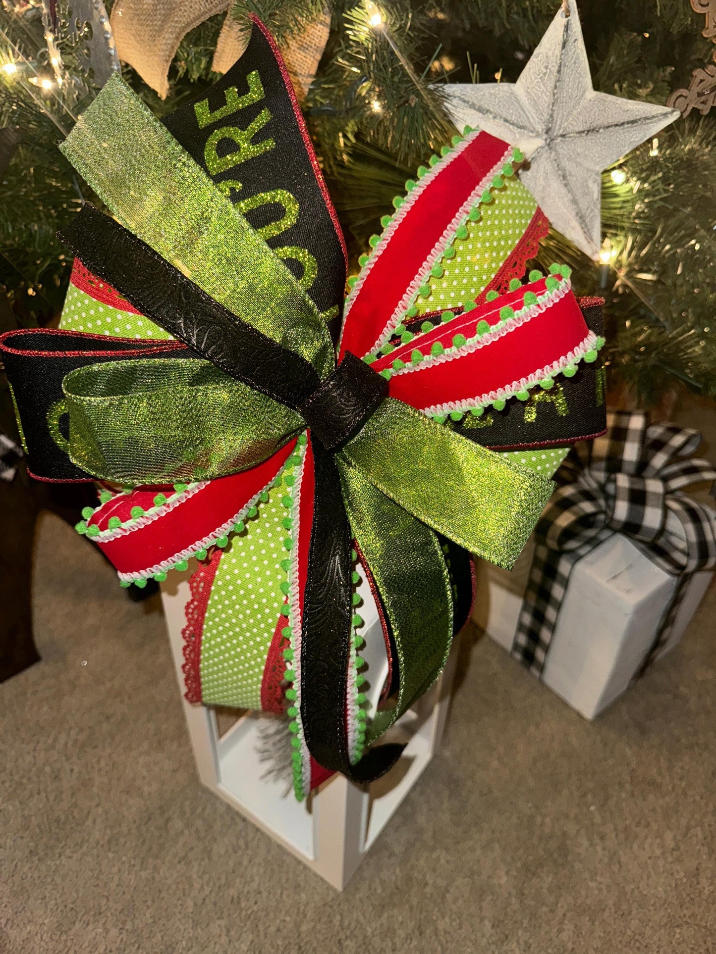 Green monster Bow, Your a mean one now, lime green and red theme Christmas, Traditional Christmas decor, Winter lantern bow, mantle bow
