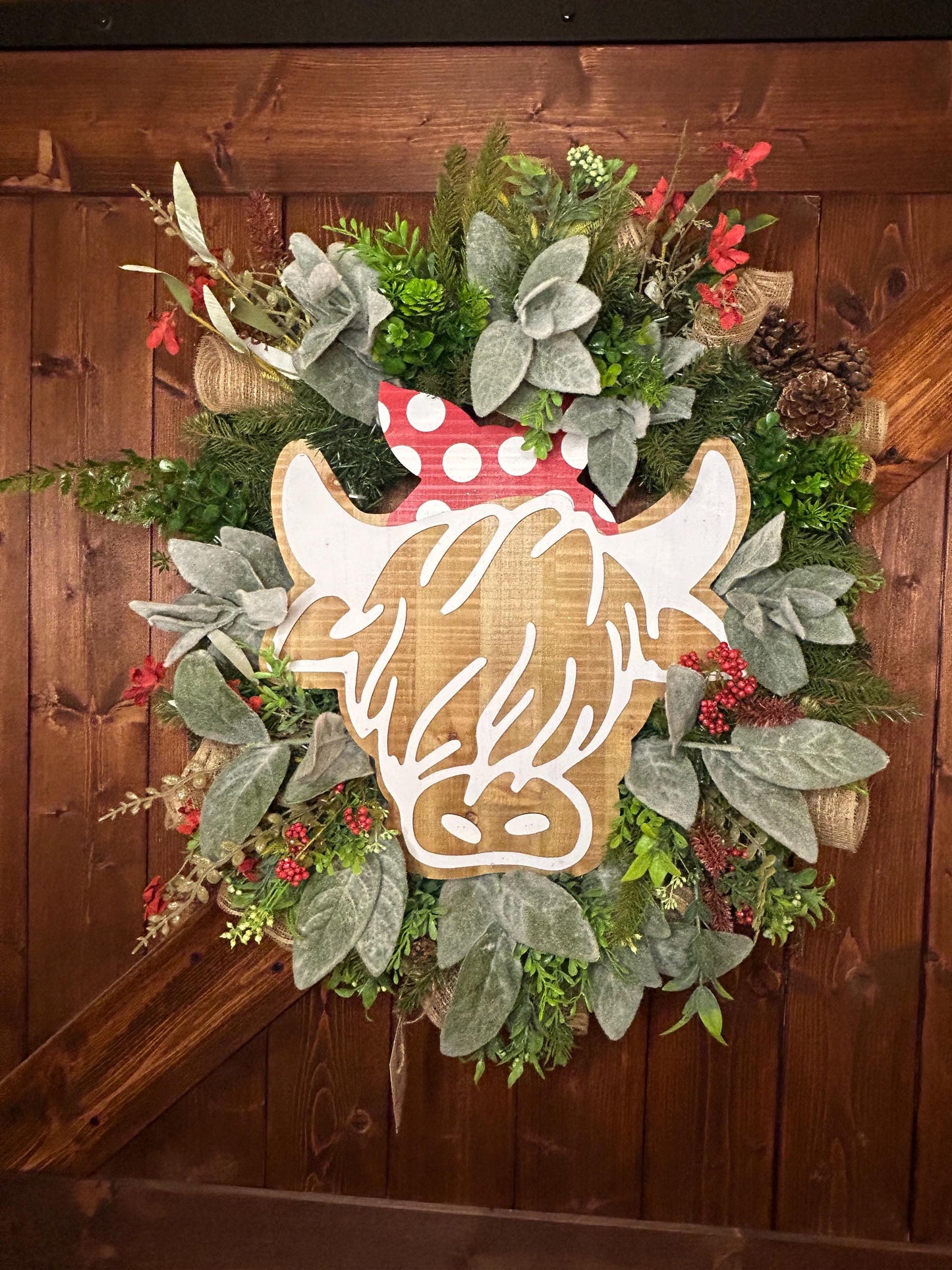 Highland cow winter wreath, Natural Pine Wreath, Highland cow decor, front door decor, farmhouse decor, natural winter wreath, minimalist