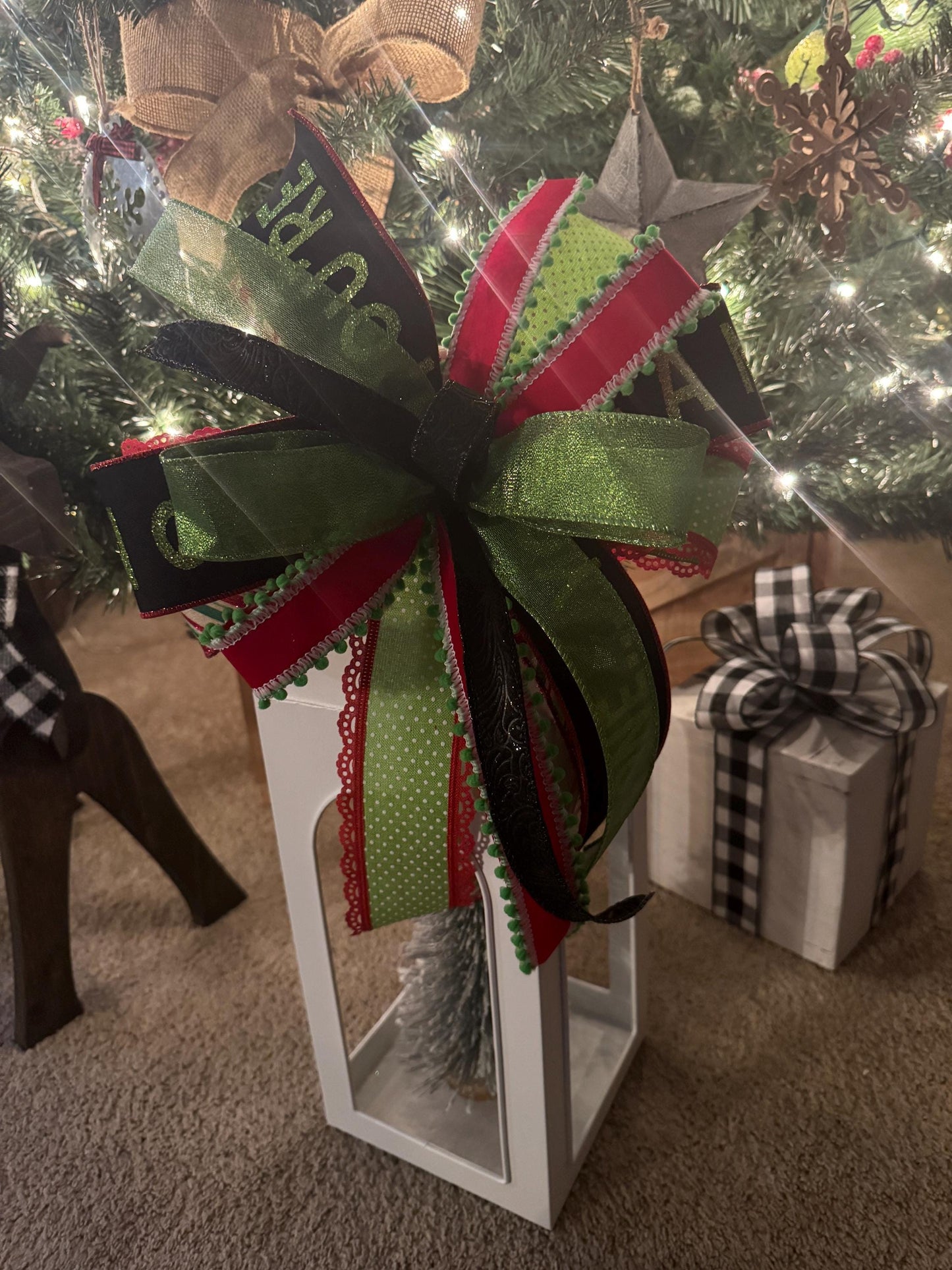 Green monster Bow, Your a mean one now, lime green and red theme Christmas, Traditional Christmas decor, Winter lantern bow, mantle bow
