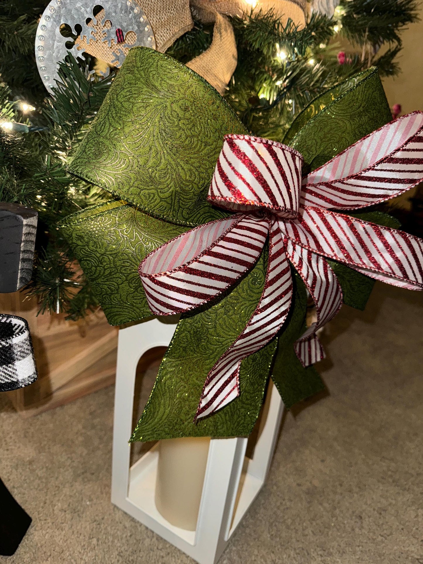 tree topper bow, large lantern bow, wreath bow, bow for mantle, elegant bow, farmhouse decor, Christmas Decorating, big bow, x mas bow