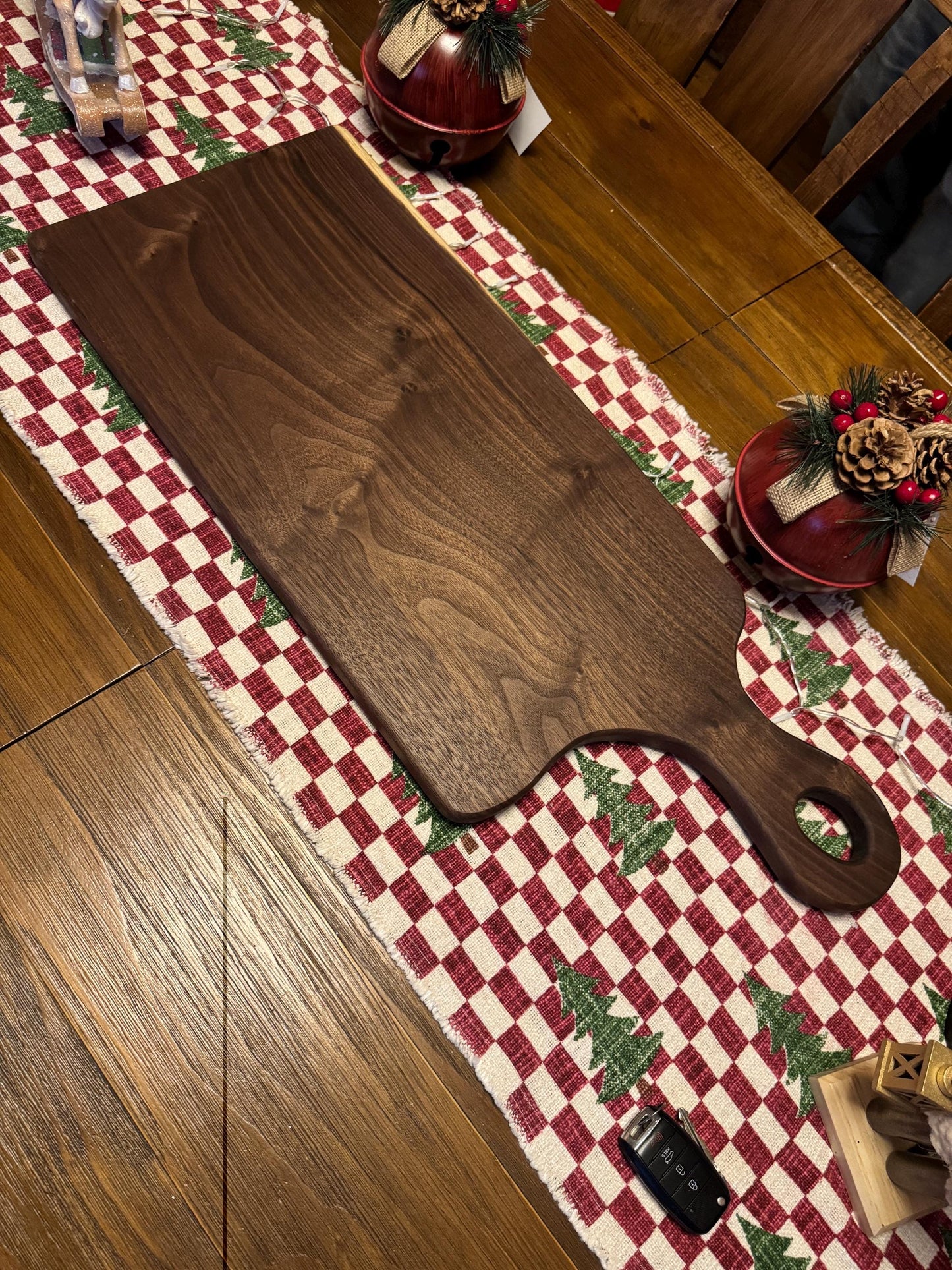 walnut cutting board