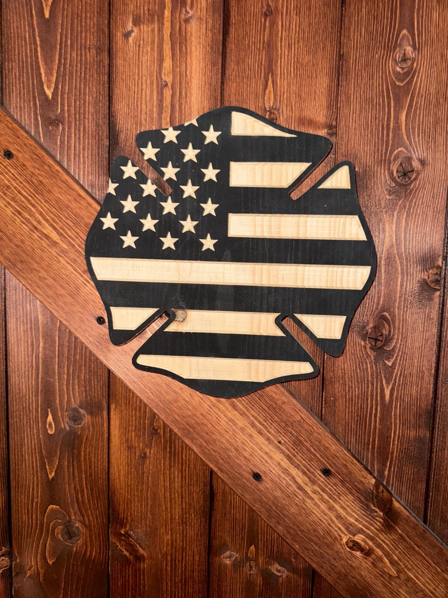 Wooden Maltese Cross American Flag Sign – Firefighter Wall Décor, Patriotic Rustic Home Décor
