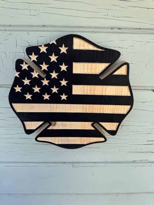Wooden Maltese Cross American Flag Sign – Firefighter Wall Décor, Patriotic Rustic Home Décor