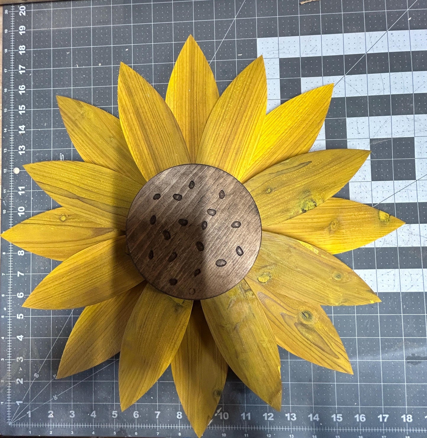 Rustic Wooden Sunflower, Farmhouse Sunflower, Wooden hanging outdoor or inside wall flower. Mother’s Day gift