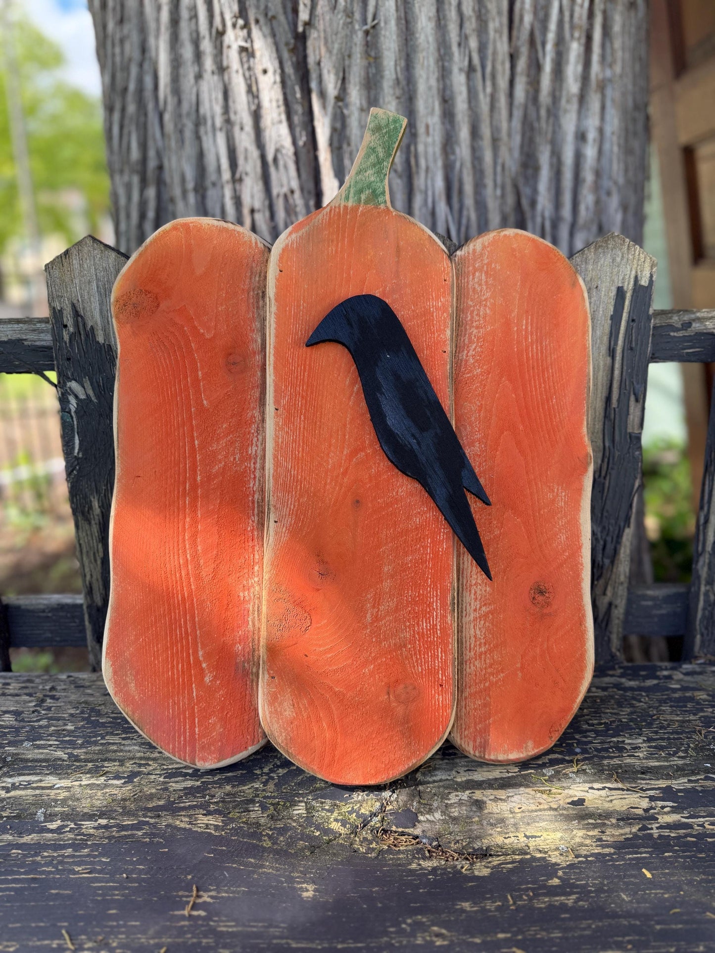 Wooden Fall Pumpkin Decor, Cedar wood pumpkin with crow, pumpkin door hanger, Fall Home Decor, rustic fall decor, handmade pumpkin hanger