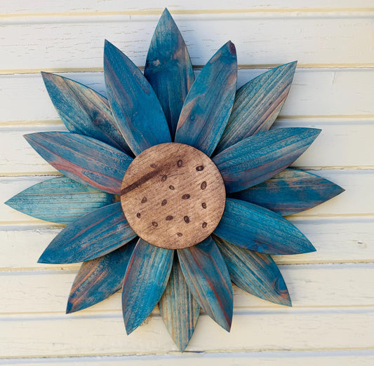Oasis Blue Wooden Sunflower Door Hanger Rustic Farmhouse Wall Decor Outdoor Garden Art Sunflower Porch Decor Patio Decor Flower for outdoors