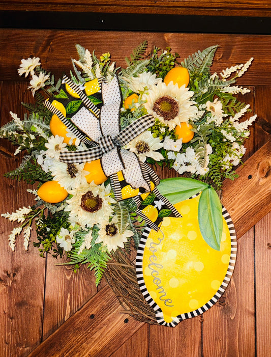 Lemon Welcome Grapevine Wrearh with sunflowers and lemons Farmhosue Rustic design for front door wall decor for porch entryway Lemon design